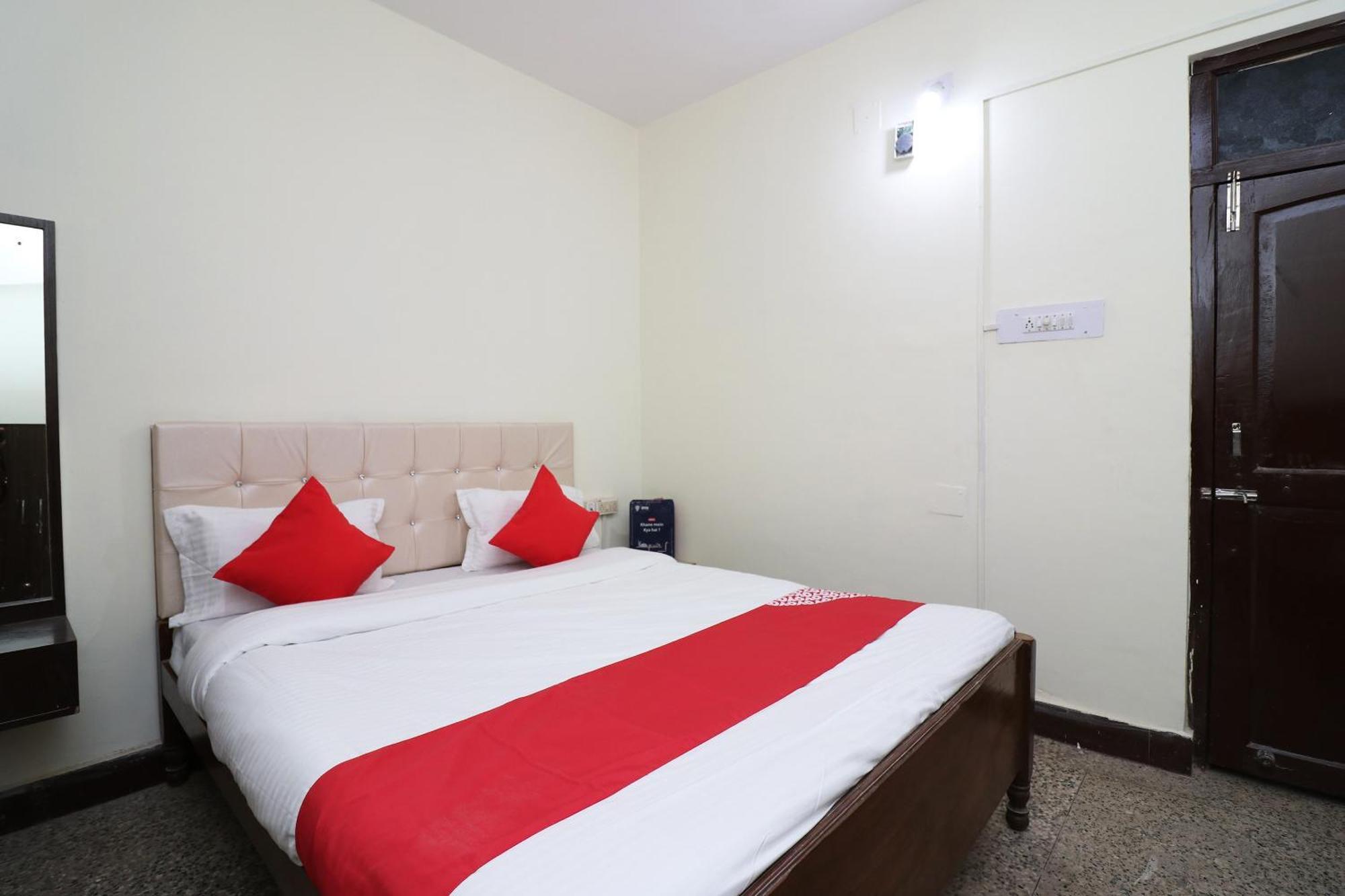 Hotel Shreya Bhubaneswar Extérieur photo