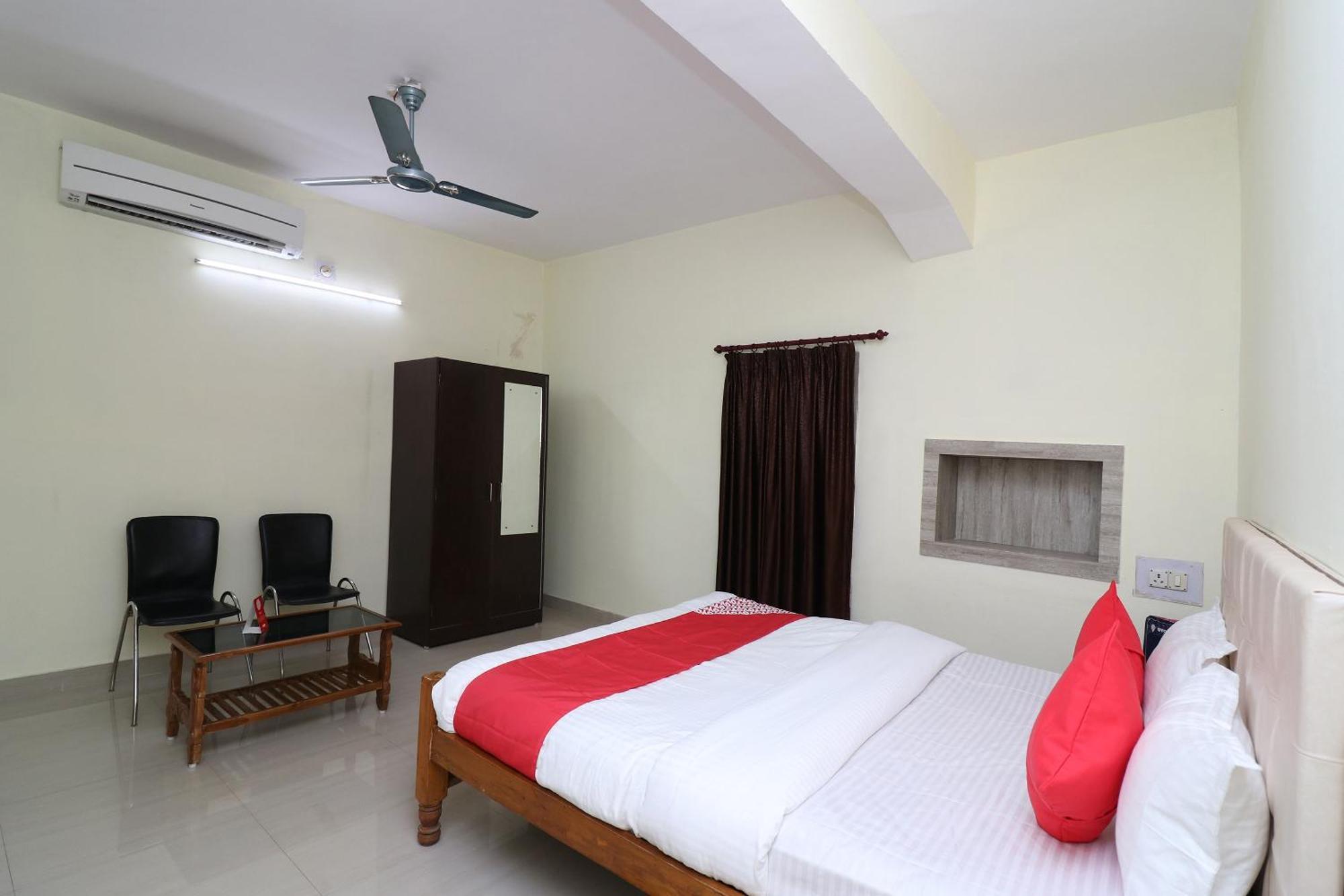 Hotel Shreya Bhubaneswar Extérieur photo