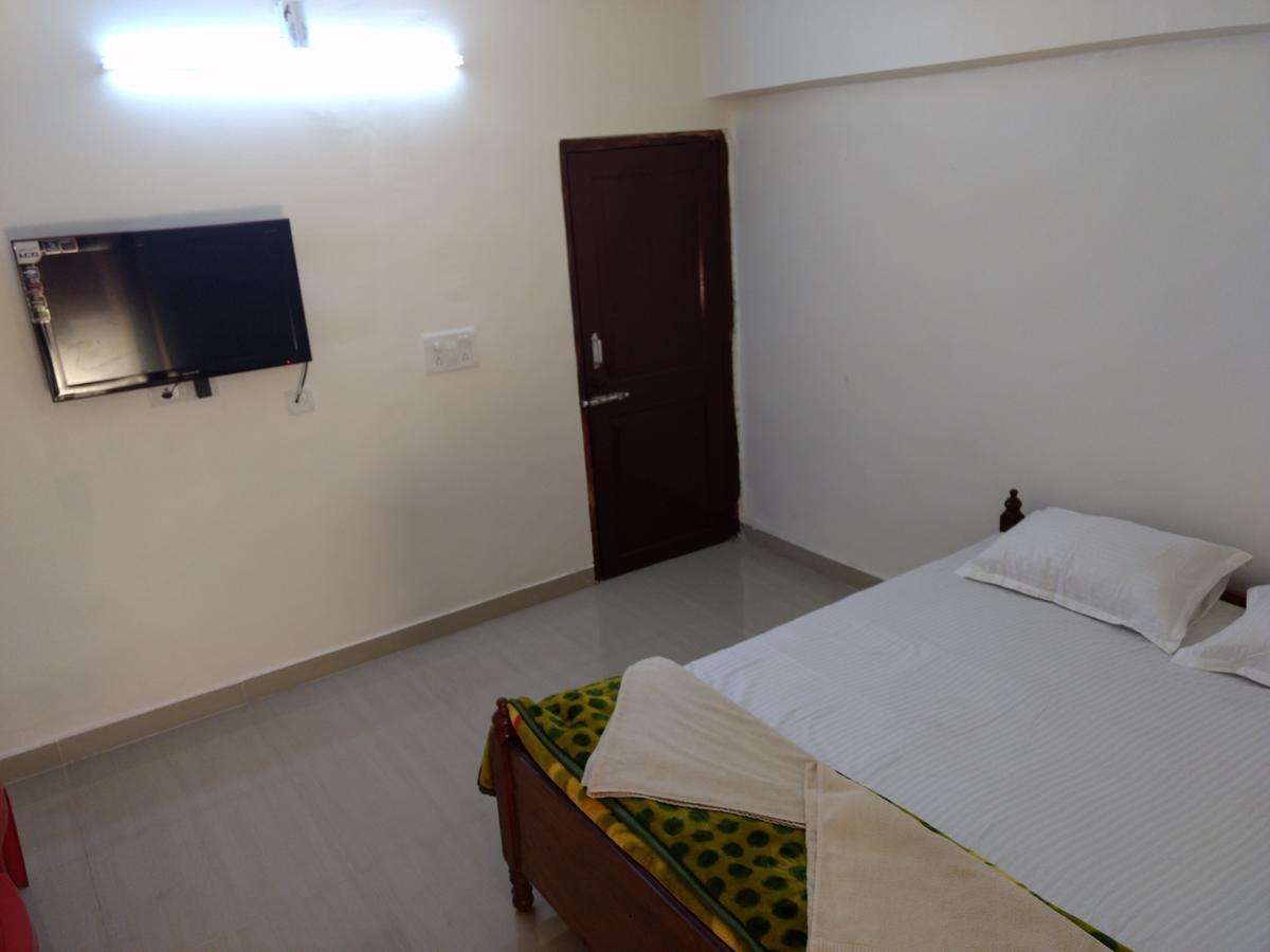 Hotel Shreya Bhubaneswar Extérieur photo