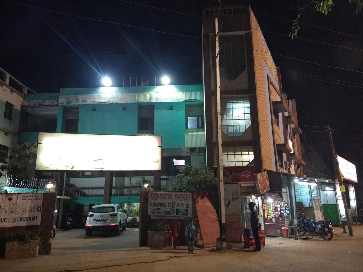 Hotel Shreya Bhubaneswar Extérieur photo